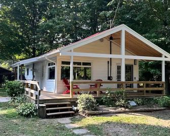 Cozy 3-bedroom cottage in gorgeous Ripley with AC - Kincardine