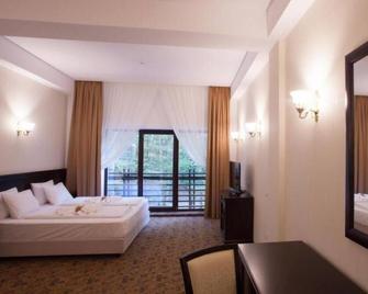 Rediu Hotel & Restaurant - Botoşani - Schlafzimmer