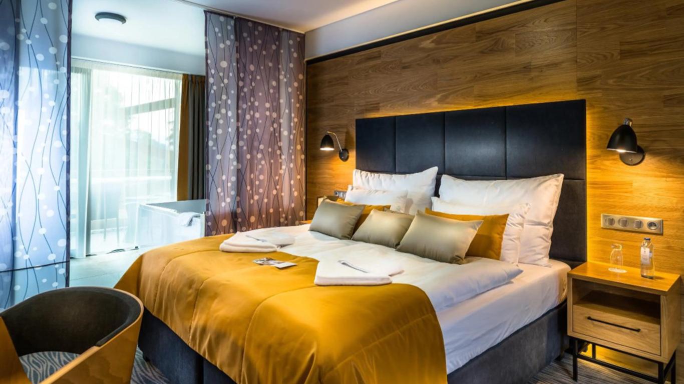 Hotel Galeria Thermal Besenova