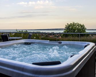 Zenit Hotel Balaton - Vonyarcvashegy