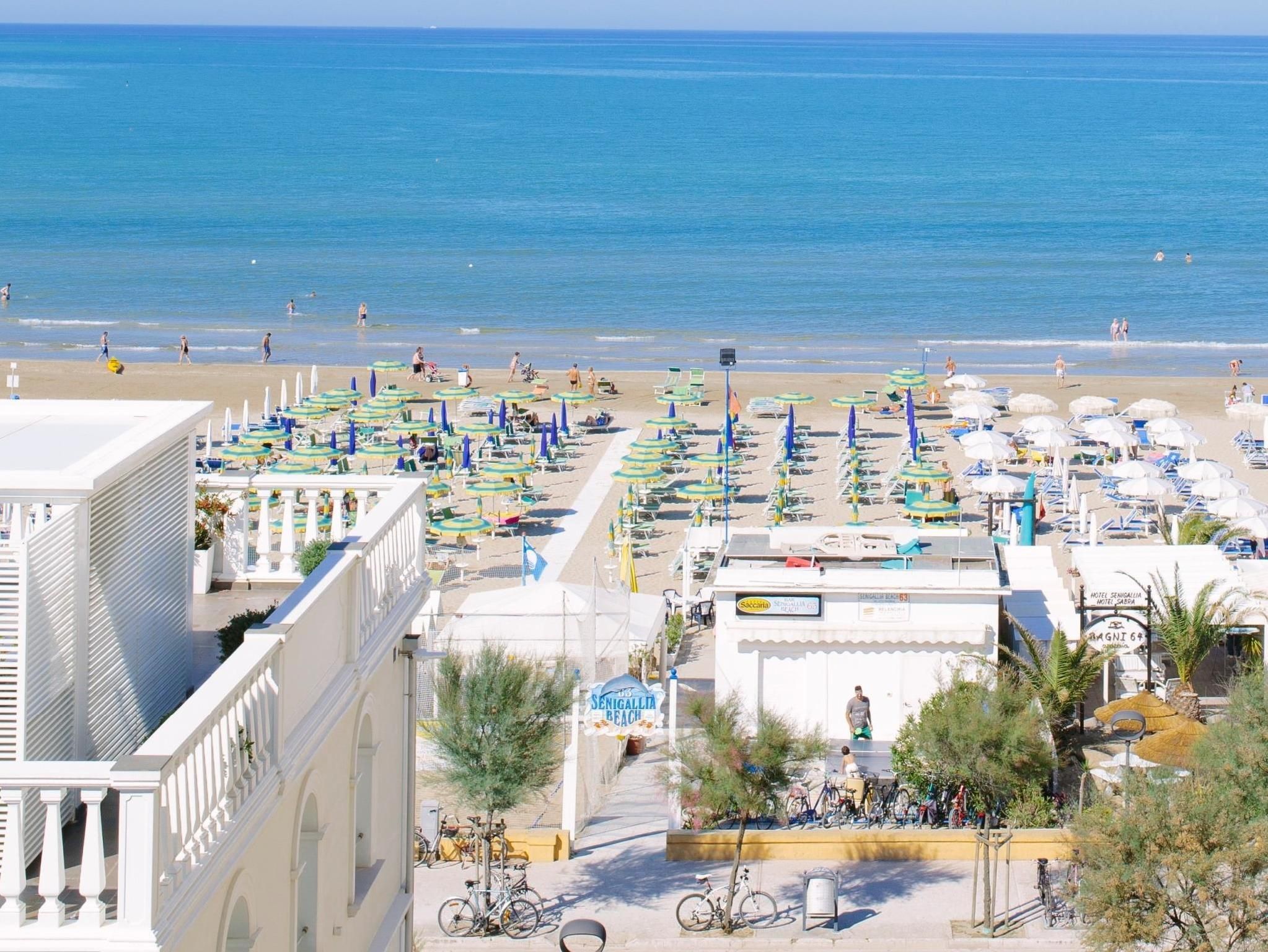 هوتل باراديسو - سينيغاليا - شاطئ