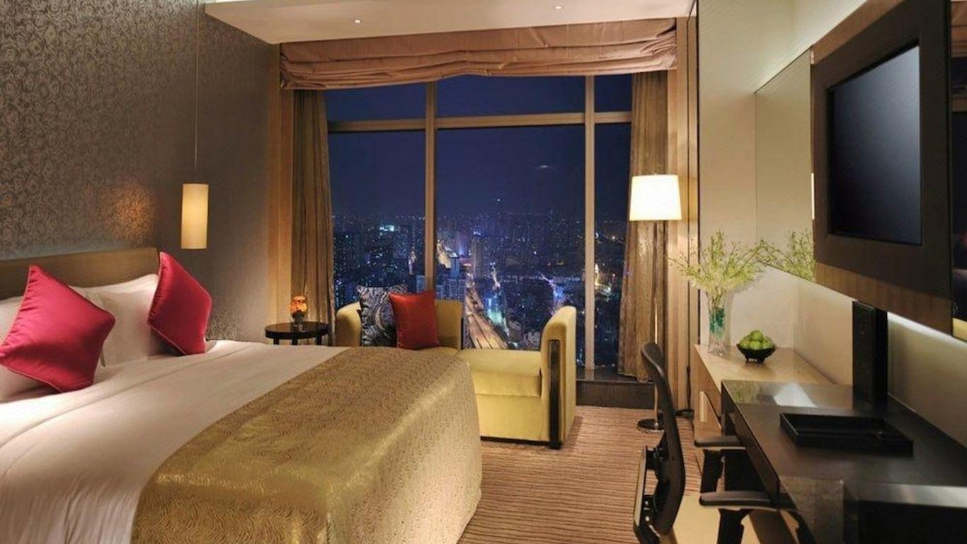 โรงแรมหว่องที วี