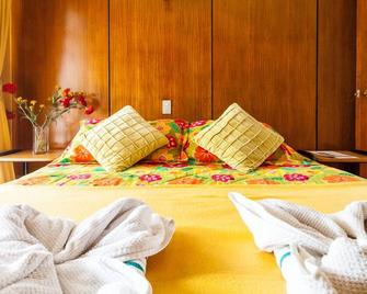 Bed & Breakfast Blumenhaus - Santiago de Chile - Schlafzimmer