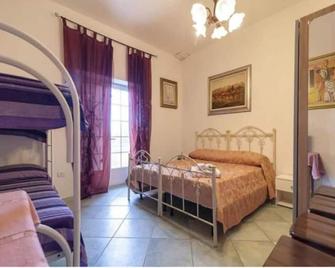 Rustic villa with private pool - Brindisi - Bedroom