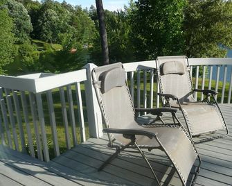 Lakefront And Mountain Cabin 2 Hrs From Atlanta Murphy ~nc~ - Murphy - Balcony