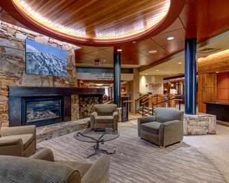 Hilton Whistler Resort & Spa - Whistler - Area lounge