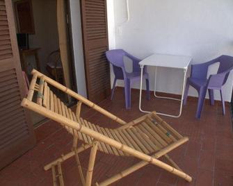 特雷斯霍塔斯酒店 - 科尼爾德拉佛隆特拉 - 科尼爾-德拉弗龍特拉 - 陽台