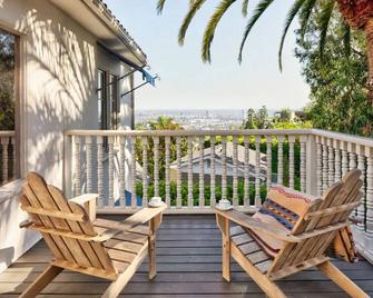 Luxury Hollywood Hills Retreat - Los Angeles - Balcony