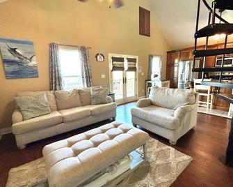 Blue Water Villa I - Coastal Realty Group - Grand Isle - Living room