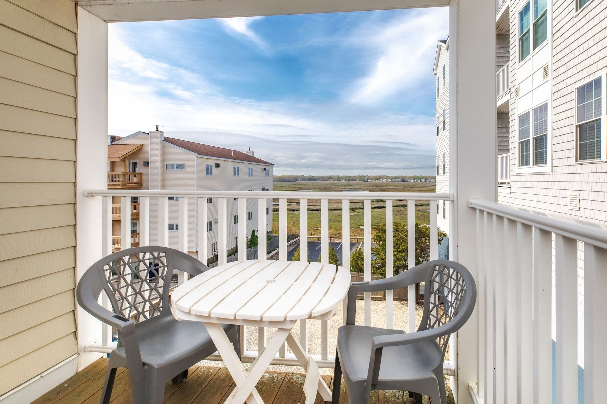 Atlantic Breeze Suites