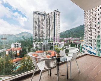 Antharas 1 Premier Suites Genting Highlands - Genting Highlands - Balcony