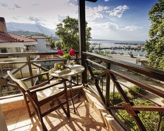 Hotel Morfeas - Platamon - Balkon