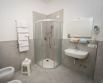 Hotel Anna - קאמפו נל'אלבה