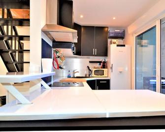 Pet friendly home in Laudun-L'Ardoise - Laudun-l'Ardoise - Cocina