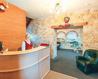 Solovinaya Roscha - Tyumen - Front desk