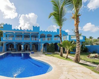 Hotel Pirata Boca de Yuma - Boca de Yuma - Pool