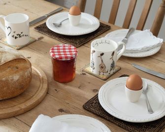 Fern Cottage Coach House - Batheaston - Dining room