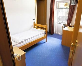 Hotel El Geiger - Pozza di Fassa - Dormitor