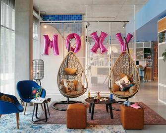 Moxy Sophia Antipolis - Biot - Лоббі