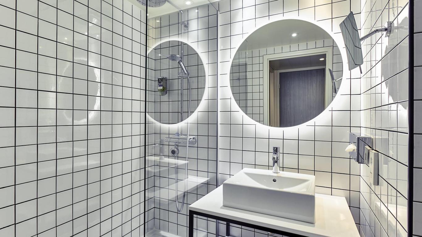 Hôtel Mercure Paris La Défense Grande Arche