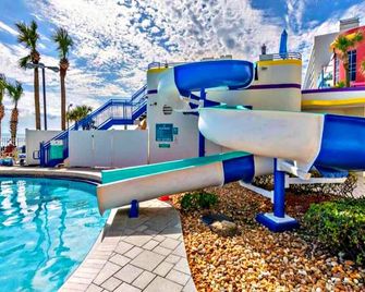 Totally Updated 1 Br Deluxe Jacuzzi Suite Oceanview Southern Exposure - Ocean Walk Resort 2429 - Daytona Beach