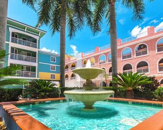 Mizner Place at Weston Town Center - Weston - Pool