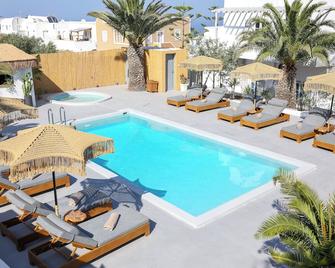 فندق مارغريتا - فيروستيفاني - حوض السباحة