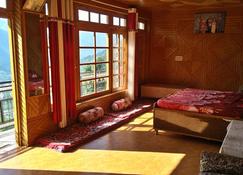 Welcome Homestay a budget stay in Manali, Himachal Pradesh,India - Manali - Bedroom