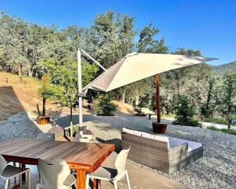 Modern House on 5 acr in Sequoia National Forest - California Hot Springs - Patio