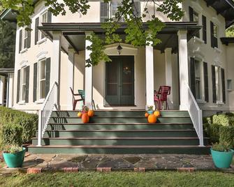 Black Sheep Inn and Spa - Hammondsport - Edificio