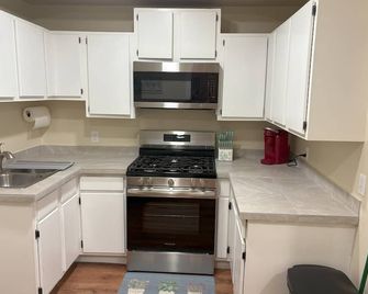 Quiet Apartment Close to Downtown Safford - Safford - Keuken