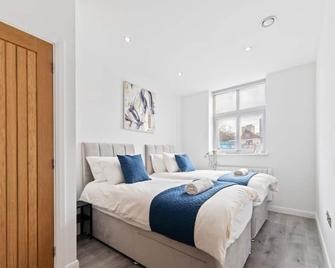 The Sapphire Suite - 2br 2bath City Centre - Leicester - Phòng ngủ