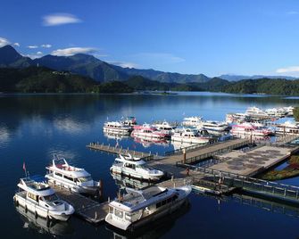 Sun Moon Lake Hotel - Yuchi Township - Outdoors view