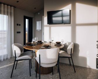 Green Geysir Cottage - Haukadalur - Dining room