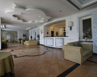 Hotel Club Sabbiadoro - Battipaglia