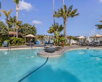 فندق ومرسى بيست ويسترن بلاس أيلاند بالمز - سان دييغو - حوض السباحة