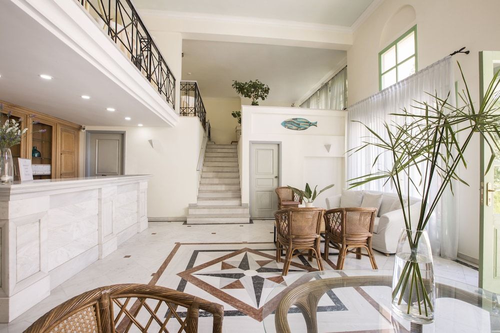 Samaina Port Hotel - Samos - דלפק קבלה