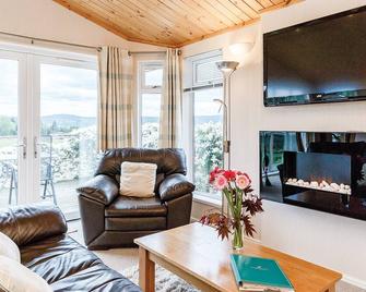 1 bedroom accommodation in North Kessock, Inverness - 노스 케서크 - 거실