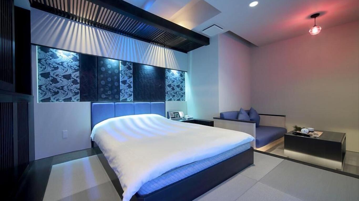 Design Hotel W Zip Club