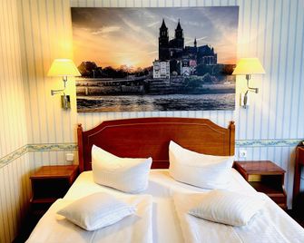 Mercure Hotel Plaza Magdeburg - Magdeburg - Bedroom