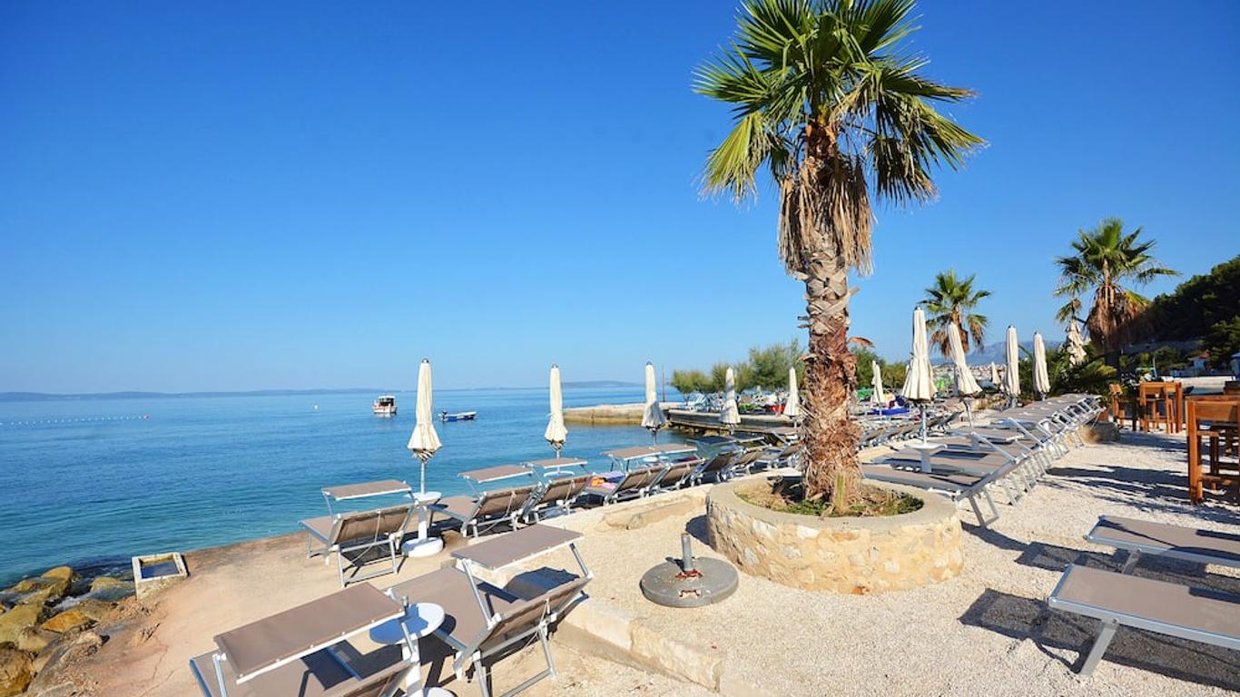Hotel Jona