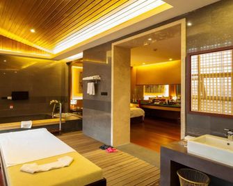 Suzhou Phoenix Hotspring Resort - Suzhou