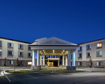 Holiday Inn Express & Suites Salt Lake City-Airport East By IHG - סולט לייק סיטי - בניין