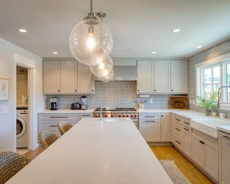 Flora Vina - Country Home with Vineyard Views - Windsor - Kitchen