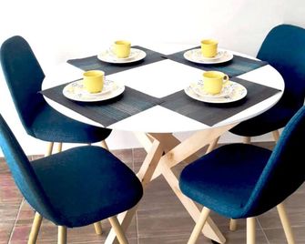 Comodo y Acogerdor apt en Magnifica Ubicacion - Armenia - Dining room