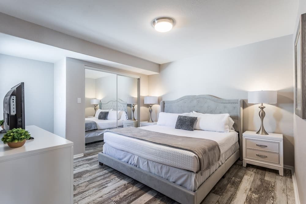 Close To Everything! Beautiful Farmhouse Retreat! - קולרדו ספרינגס - חדר שינה