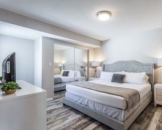 Close To Everything! Beautiful Farmhouse Retreat! - Colorado Springs - Habitación