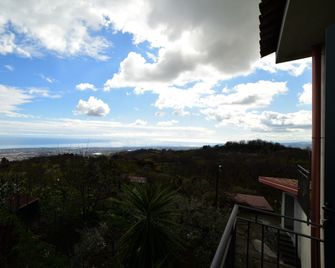 B&B Dimora dell'Etna - Milo - Balcone