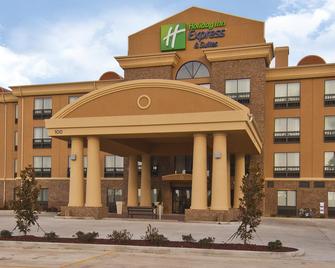 Holiday Inn Express & Suites Jackson/Pearl Intl Airport - Pearl - Building