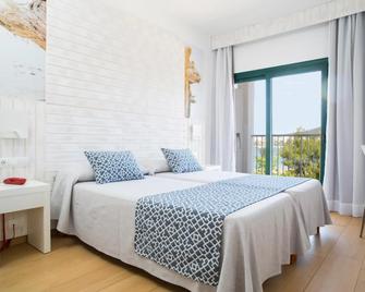 Hotel Ses Savines - Sant Antoni de Portmany - Bedroom